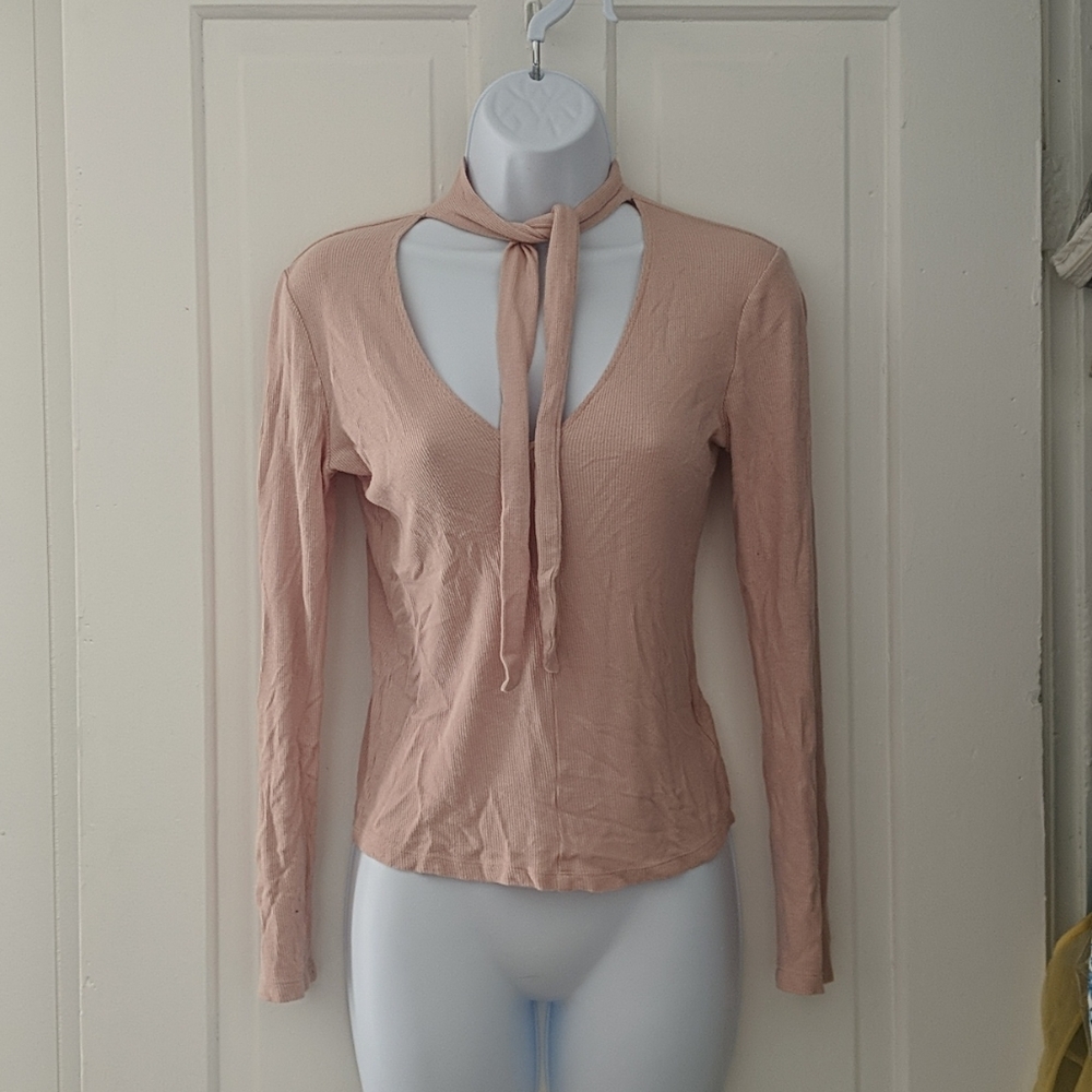 Dusty pink neck tie long sleeve shirt
